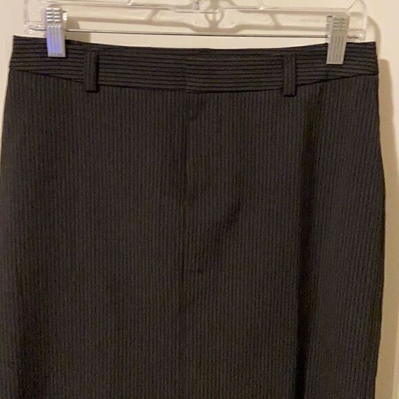 Gap Pencil Skirt    - Picture 3 of 7